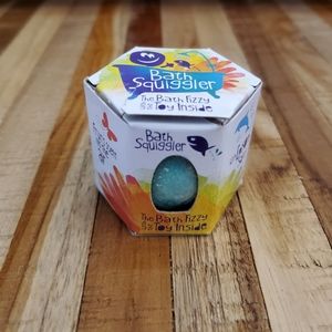 ⚡️FREE - Bath Squiggler bath fizzy with toy inside